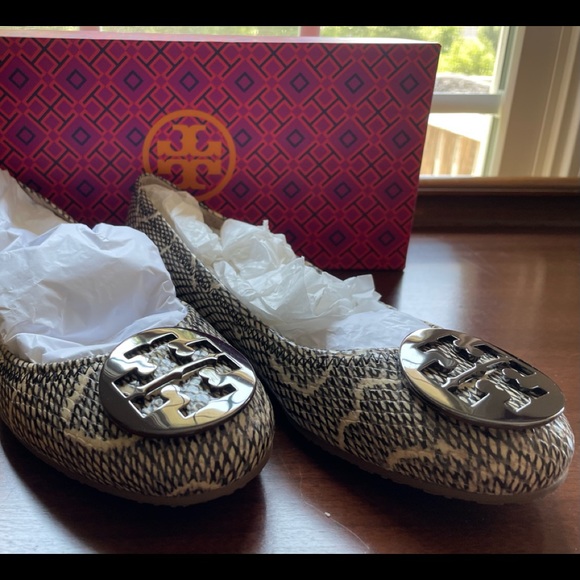 Tory Burch Style # 11158609 - Picture 5 of 5